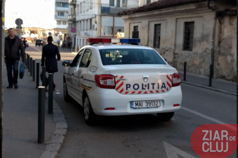 Politistii si mancarea