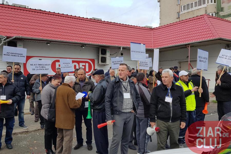 angajații aeroportului cluj cer